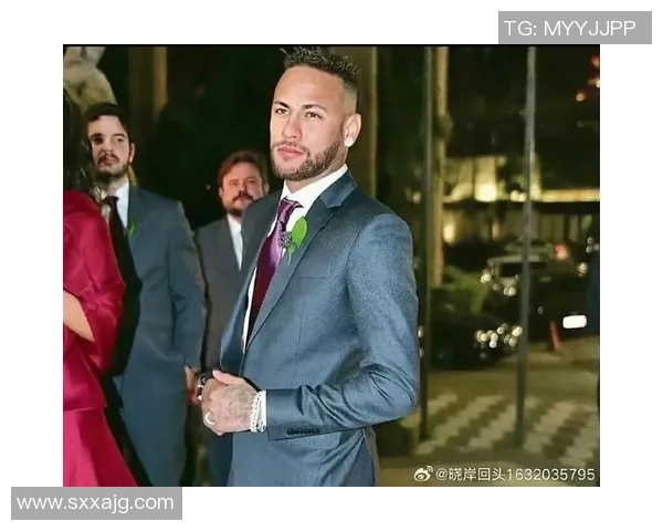足球明星华丽西装出场背后的故事与时尚魅力揭秘 足球明星华丽西装出场背后的故事与时尚魅力揭秘