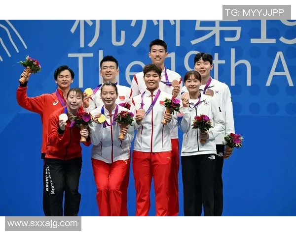 上海羽毛球队在亚运会积分榜上以82分稳居第一名展现强劲实力 上海羽毛球队在亚运会积分榜上以82分稳居第一名展现强劲实力